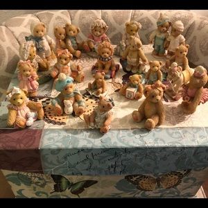 Cherished teddies
